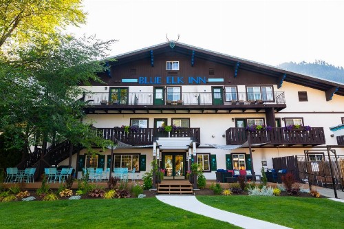 Blue Elk Inn - image 46