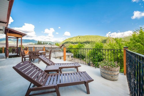 Bavarian Ritz Hotel - image 12