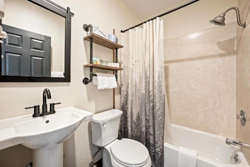 Bavarian Ritz Hotel - image 15