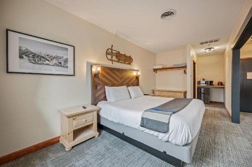 Bavarian Ritz Hotel - image 16