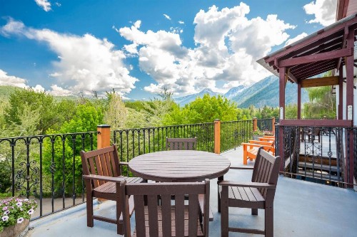 Bavarian Ritz Hotel - image 29