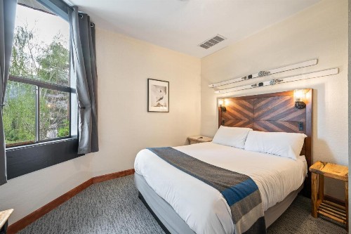Bavarian Ritz Hotel - image 39