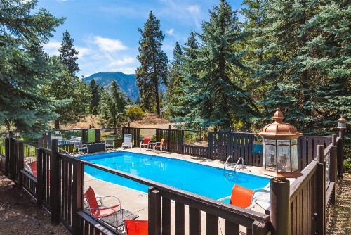 Alpine Rivers Inn - image 38