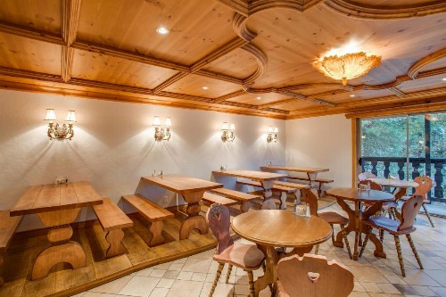 Alpine Rivers Inn - image 41