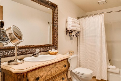 Alpine Rivers Inn - image 42