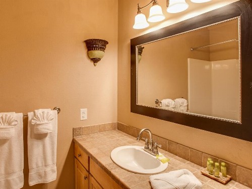 Leavenworth Village Inn - image 10