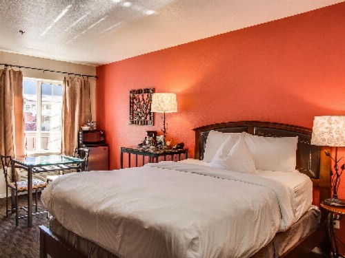 Leavenworth Village Inn - image 9