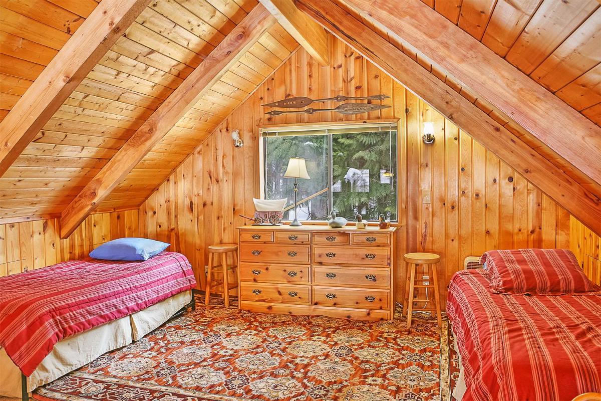 Marie's Cabin - image 7