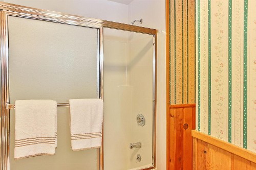 Marie's Cabin - image 8