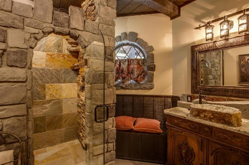 Storybook Riverside Inn - image 12