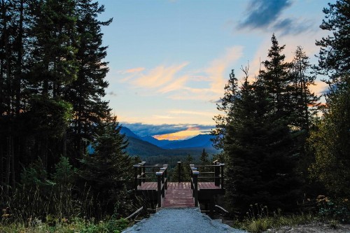 Leavenworth Camping Resort Tiny House Adeline - image 16