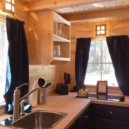 Leavenworth Camping Resort Tiny House Otto - image 14