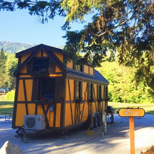 Leavenworth Camping Resort Tiny House Otto - image 6