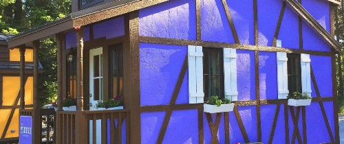 Leavenworth Camping Resort Tiny House Hanna - image 17