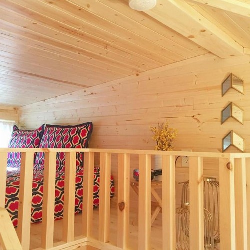 Leavenworth Camping Resort Tiny House Hanna - image 3