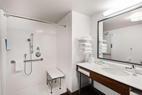 Hampton Inn & Suites Leavenworth - image 17