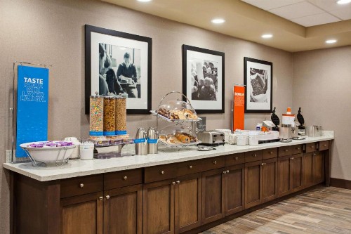 Hampton Inn & Suites Leavenworth - image 25