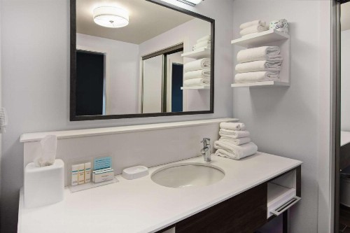 Hampton Inn & Suites Leavenworth - image 5