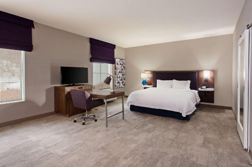 Hampton Inn & Suites Leavenworth - image 9