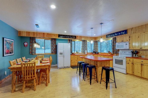 Triple Pines Lodge - image 11