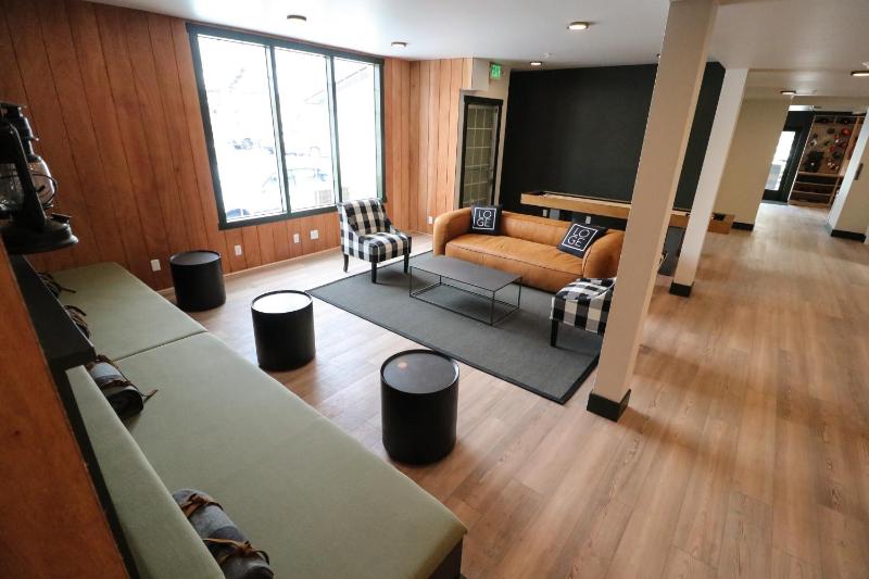 LOGE Leavenworth Downtown - image 7