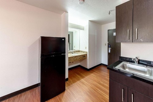 Motel 6-Lebanon IN - image 7