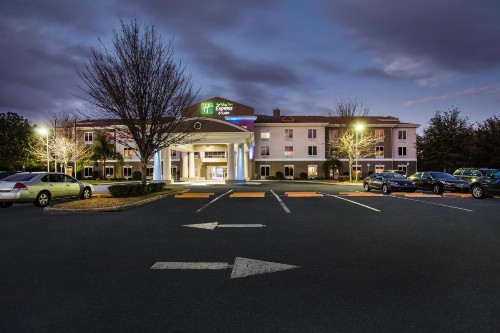 Holiday Inn Express Hotel & Suites Inverness an IHG Hotel - image 28