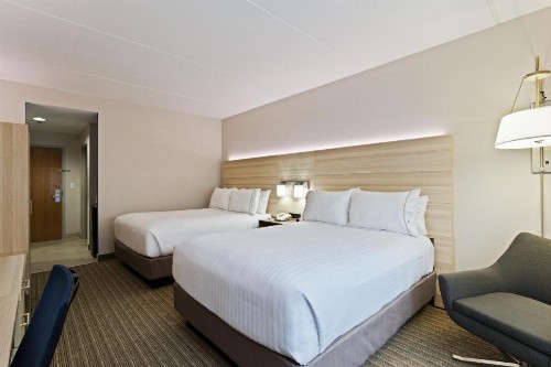 Holiday Inn Express Hotel & Suites Inverness an IHG Hotel - image 3