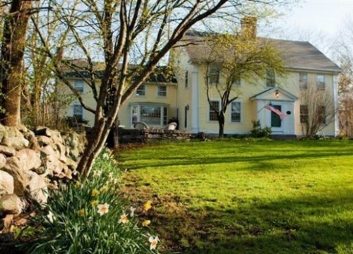 Stonecroft Country Inn - image 9