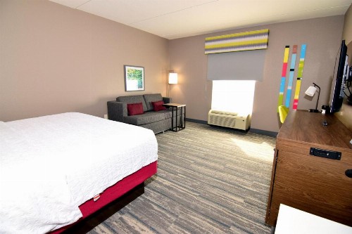 Hampton Inn Leesburg - image 23