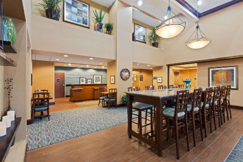 Hampton Inn Leesburg - image 4