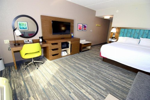 Hampton Inn Leesburg - image 44