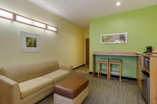 Quality Inn & Suites Lehigh Acres Fort Myers - image 34