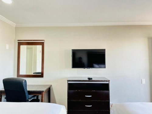 Rodeway Inn Lemon Grove San Diego East - image 16
