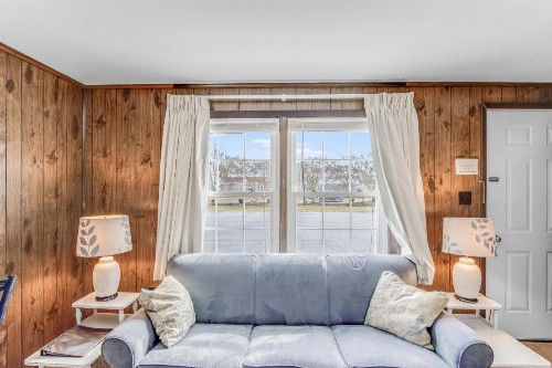 Driftwood Efficiency Motel - image 20