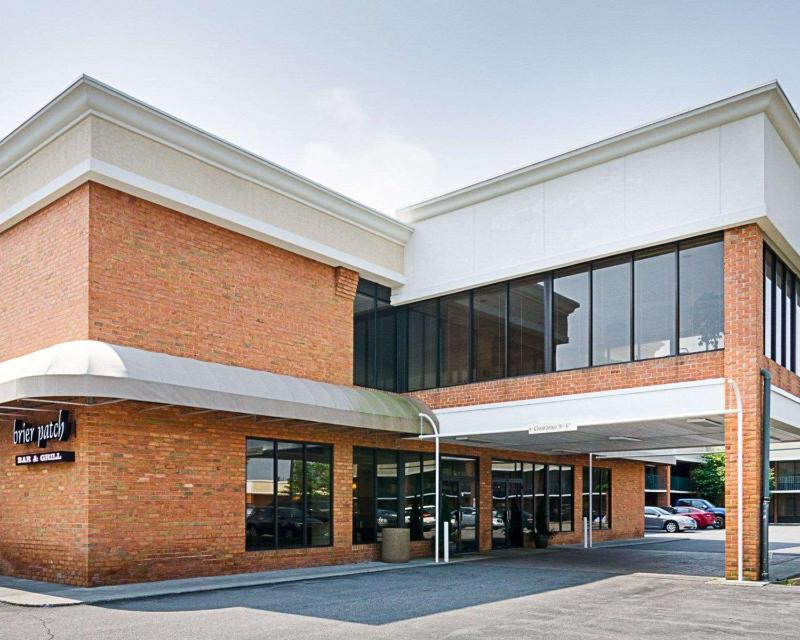 Quality Inn - image 5
