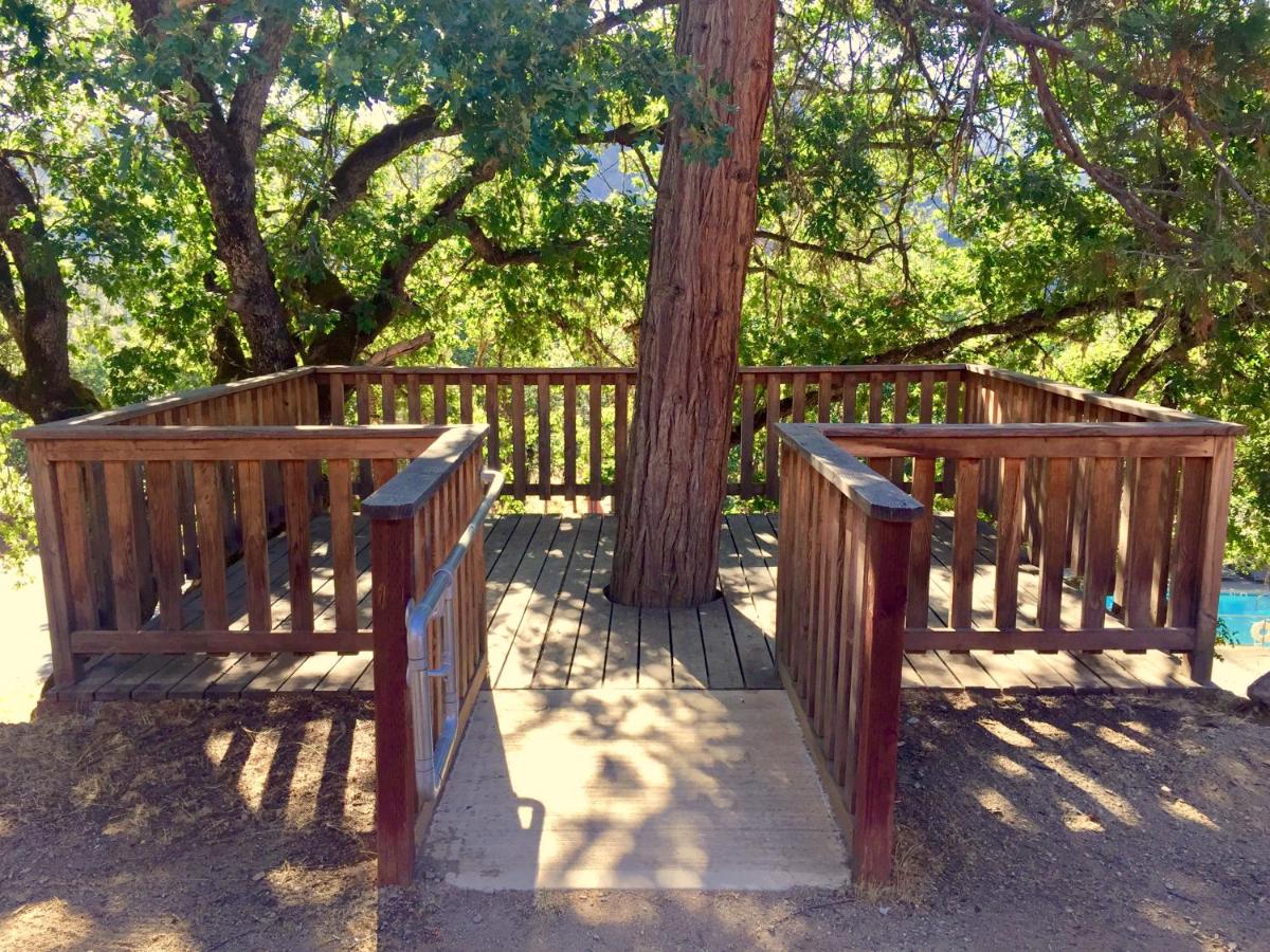 Lakeview Terrace Resort - image 4