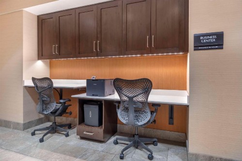 Hilton Garden Inn Lexington - image 11