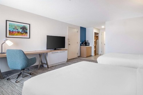 Hilton Garden Inn Lexington - image 25