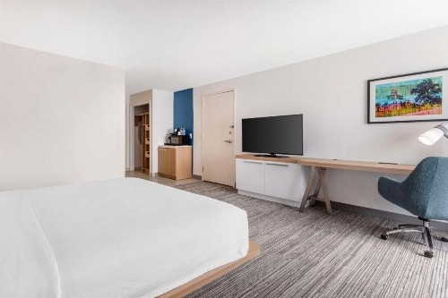 Hilton Garden Inn Lexington - image 6