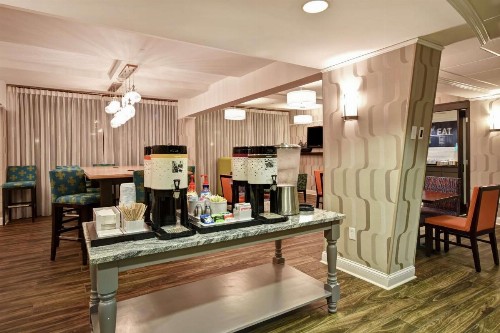 Hampton Inn Lexington I-75 - image 12