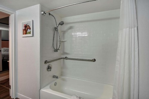 Hampton Inn Lexington I-75 - image 28