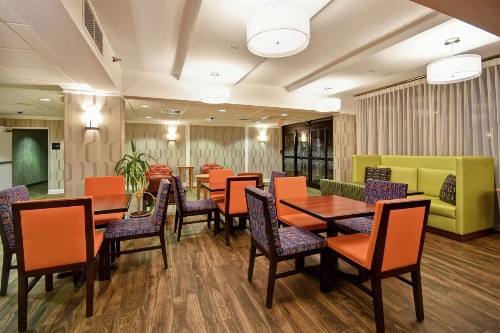 Hampton Inn Lexington I-75 - image 5