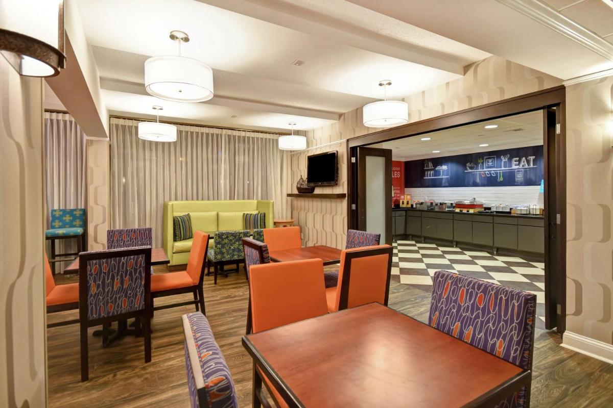 Hampton Inn Lexington I-75 - image 6