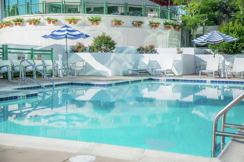 Embassy Suites by Hilton Lexington Green - image 14