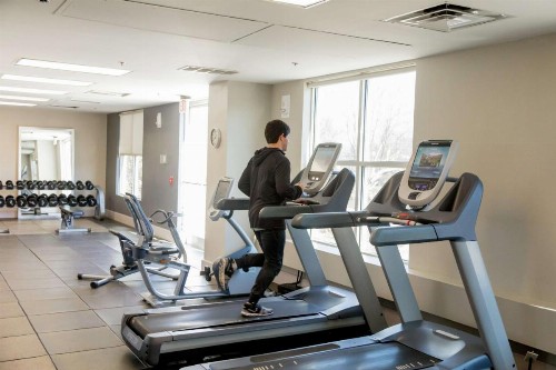 Embassy Suites by Hilton Lexington Green - image 21