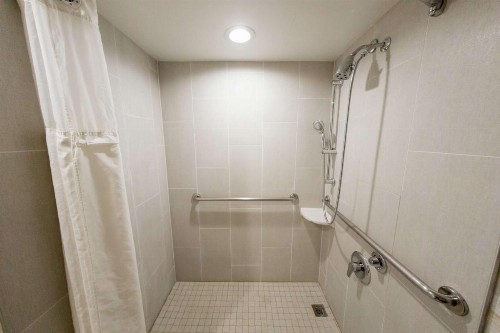 Embassy Suites by Hilton Lexington Green - image 24