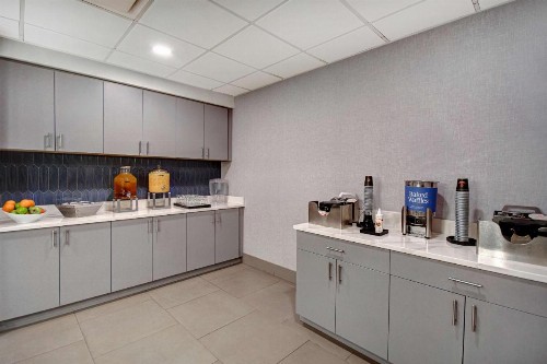 Homewood Suites by Hilton Lexington-Hamburg - image 17