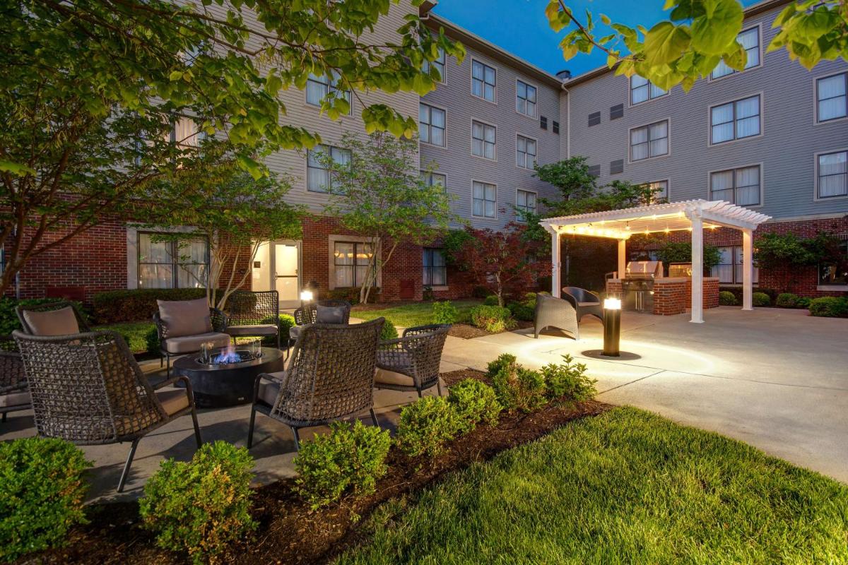 Homewood Suites by Hilton Lexington-Hamburg - image 3