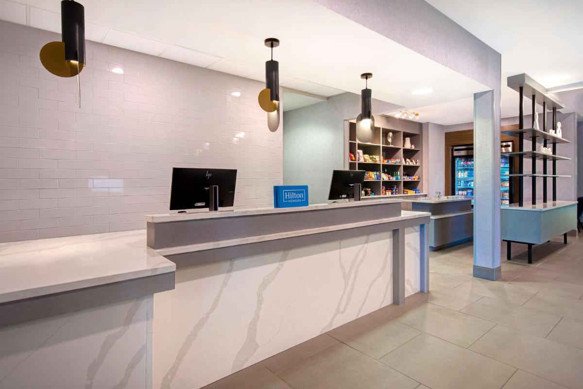 Homewood Suites by Hilton Lexington-Hamburg - image 6